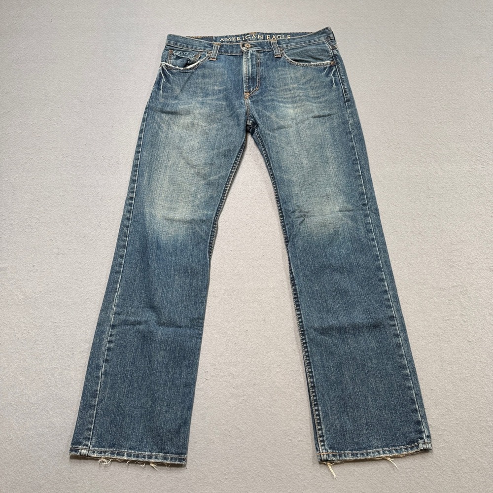 American Eagle Jeans Men's 34x32 Blue Denim Medium Wash Straight Leg Whiskered
